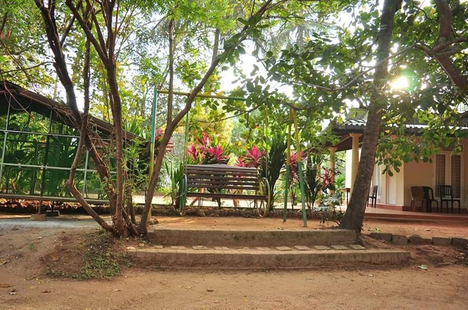 Soba Lanka Holiday Resort Melsiripura エクステリア 写真