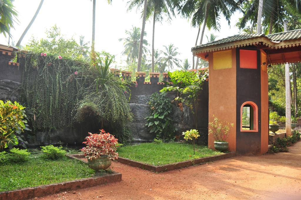 Soba Lanka Holiday Resort Melsiripura エクステリア 写真