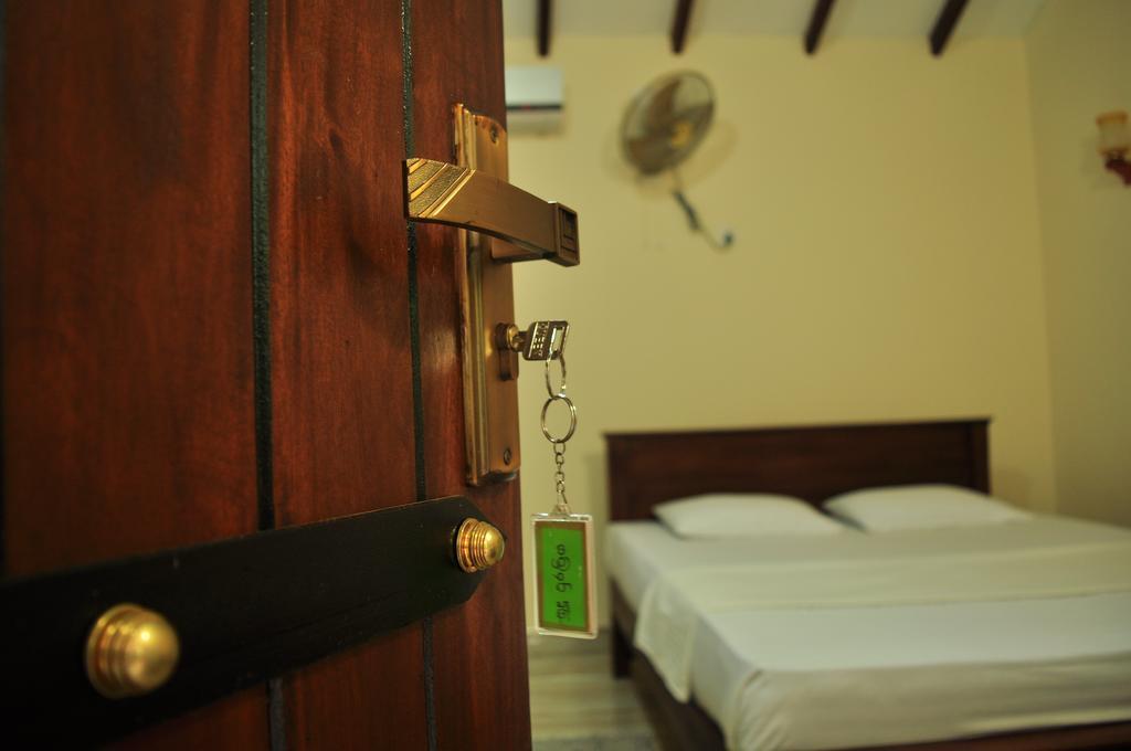 Soba Lanka Holiday Resort Melsiripura エクステリア 写真
