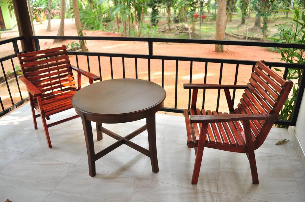 Soba Lanka Holiday Resort Melsiripura エクステリア 写真